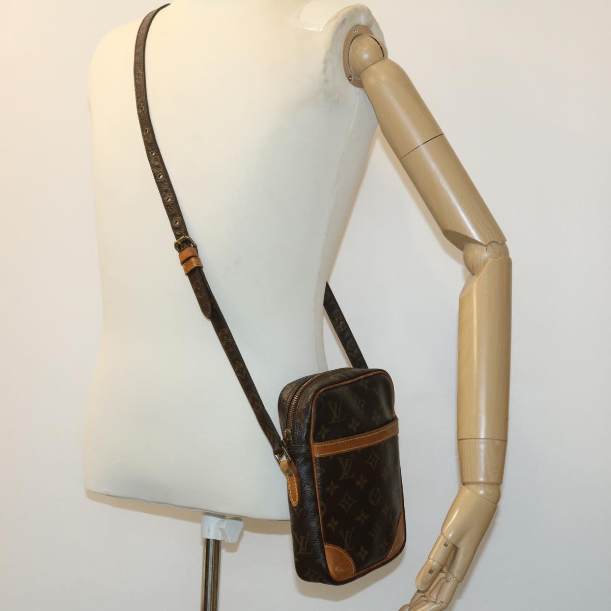 LOUIS VUITTON Monogram Danube Shoulder Bag M45266 LV jk1836