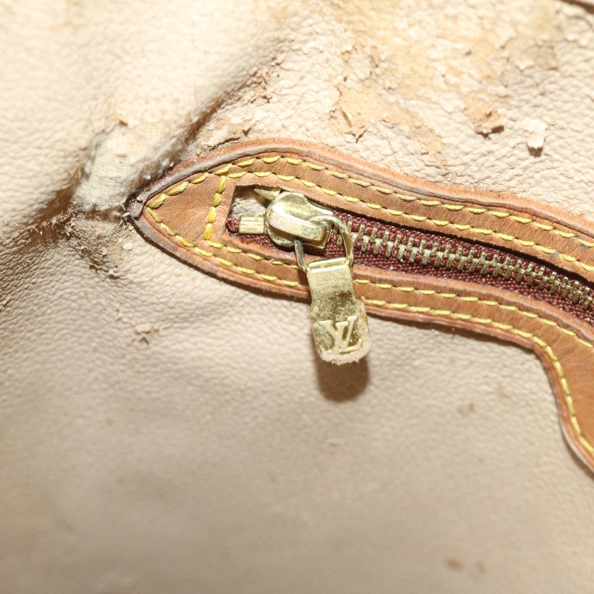 LOUIS VUITTON Monogram Bucket GM Shoulder Bag M42236 LV jk1979