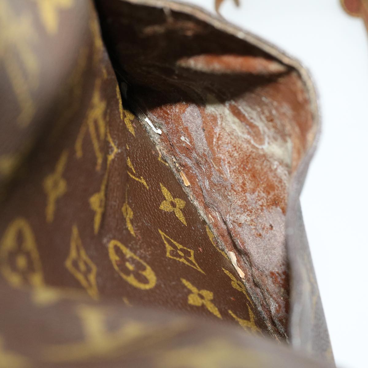 LOUIS VUITTON Monogram Saint Cloud MM Shoulder Bag M51243 LV jk2052