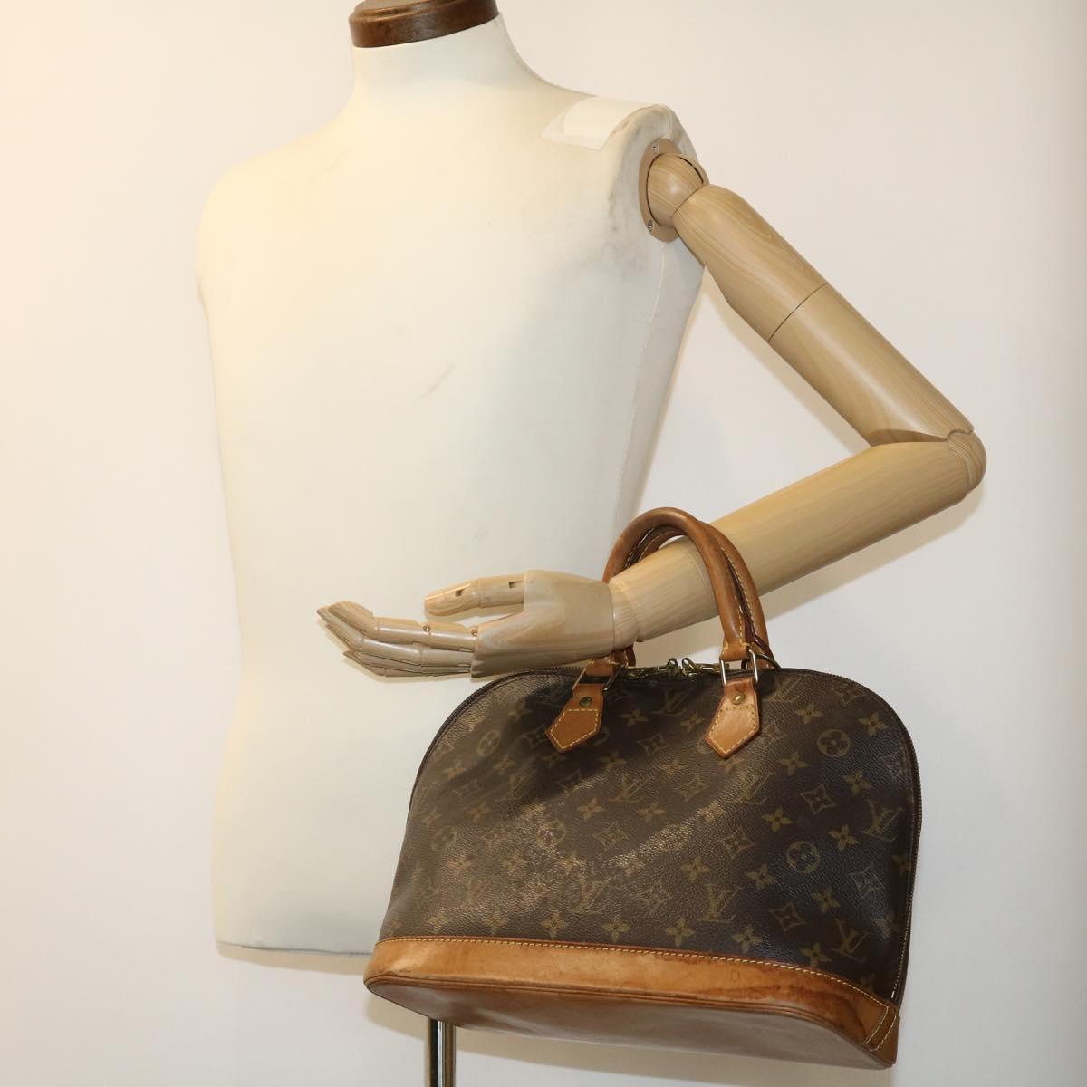 LOUIS VUITTON Monogram Alma Hand Bag M51130 LV jk2091
