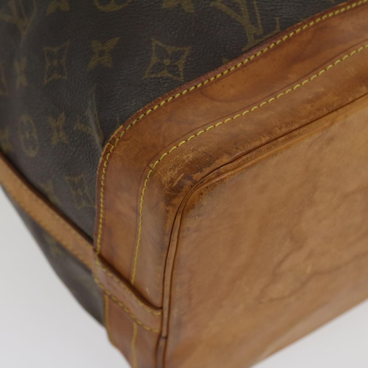 LOUIS VUITTON Monogram Noe Shoulder Bag M42224 LV jk2365