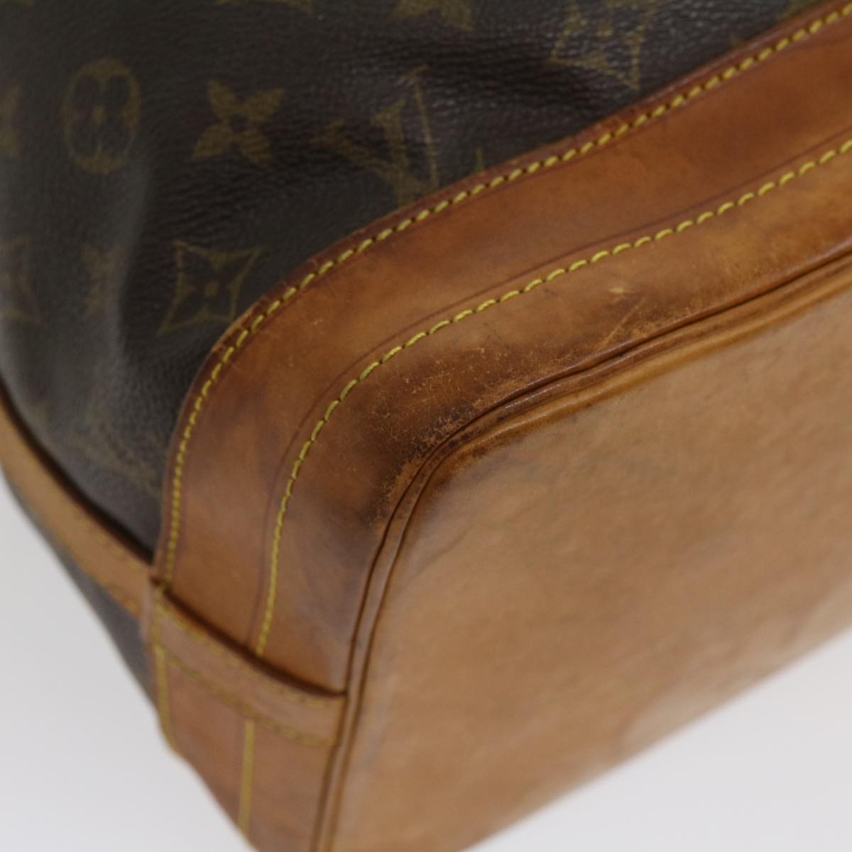 LOUIS VUITTON Monogram Noe Shoulder Bag M42224 LV jk2365