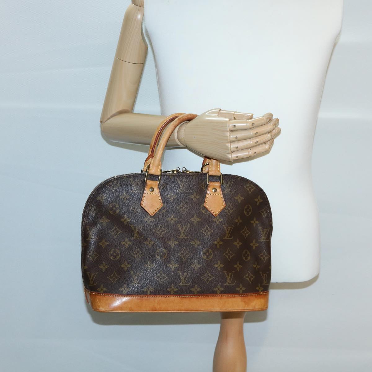 LOUIS VUITTON Monogram Alma Hand Bag M51130 LV jk2379