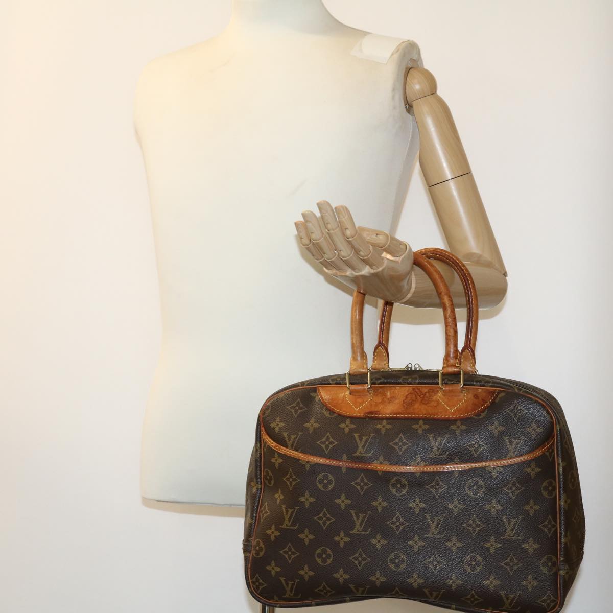 LOUIS VUITTON Monogram Deauville Hand Bag M47270 LV jk2403
