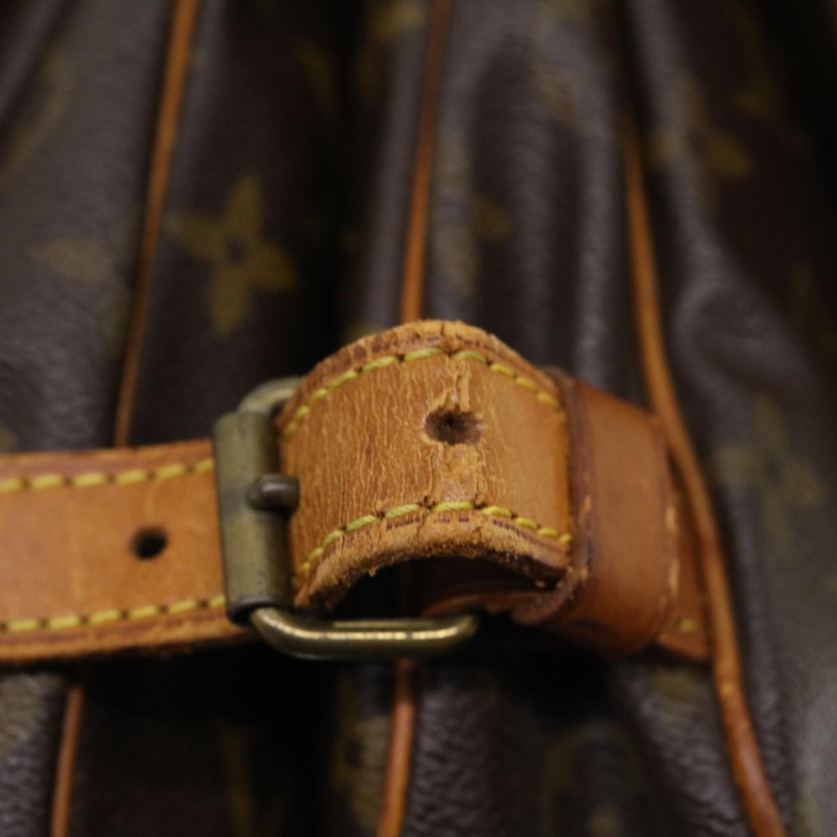 LOUIS VUITTON Monogram Saumur 30 Shoulder Bag M42256 LV jk2467