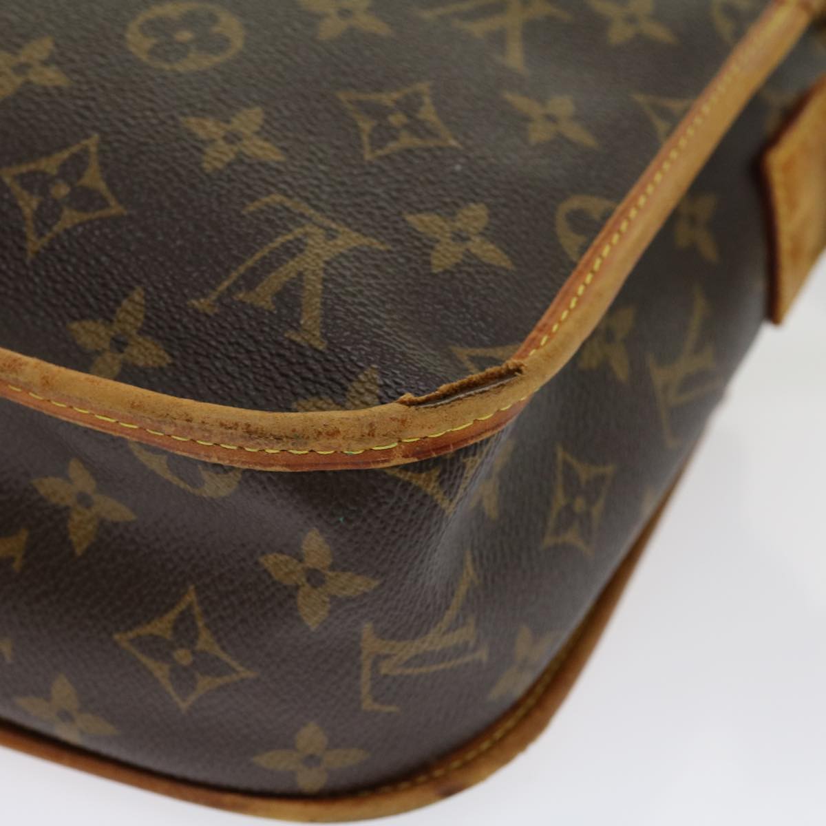 LOUIS VUITTON Monogram Messenger Bosphore PM Shoulder Bag M40106 LV jk2472