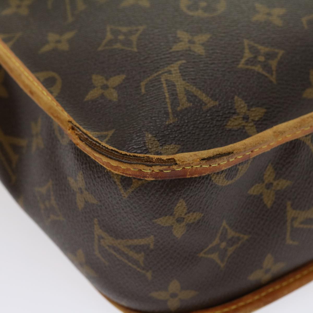 LOUIS VUITTON Monogram Messenger Bosphore PM Shoulder Bag M40106 LV jk2472