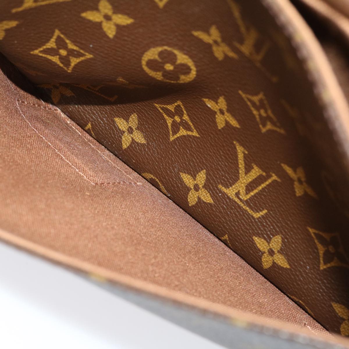 LOUIS VUITTON Monogram Messenger Bosphore PM Shoulder Bag M40106 LV jk2472