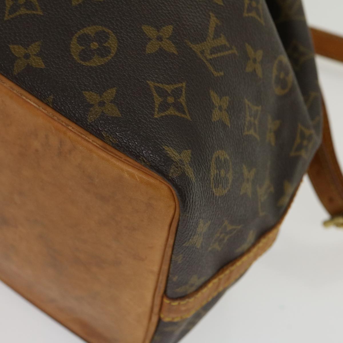 LOUIS VUITTON Monogram Petit Noe Shoulder Bag M42226 LV jk2490
