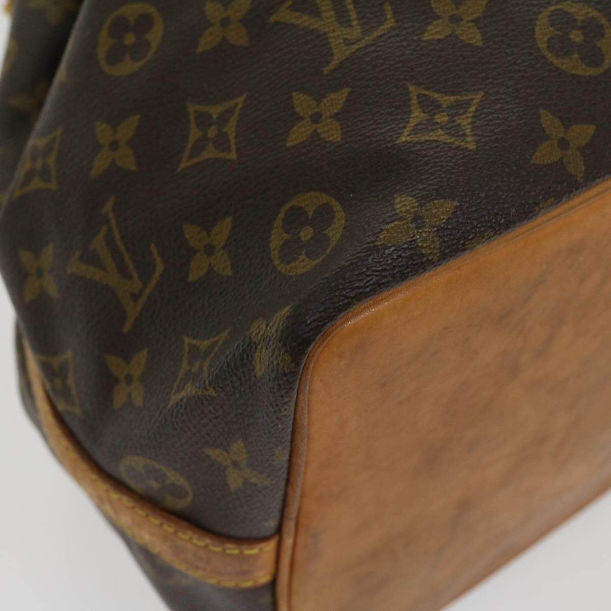 LOUIS VUITTON Monogram Petit Noe Shoulder Bag M42226 LV jk2490