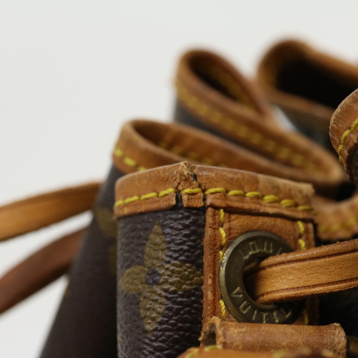 LOUIS VUITTON Monogram Petit Noe Shoulder Bag M42226 LV jk2490