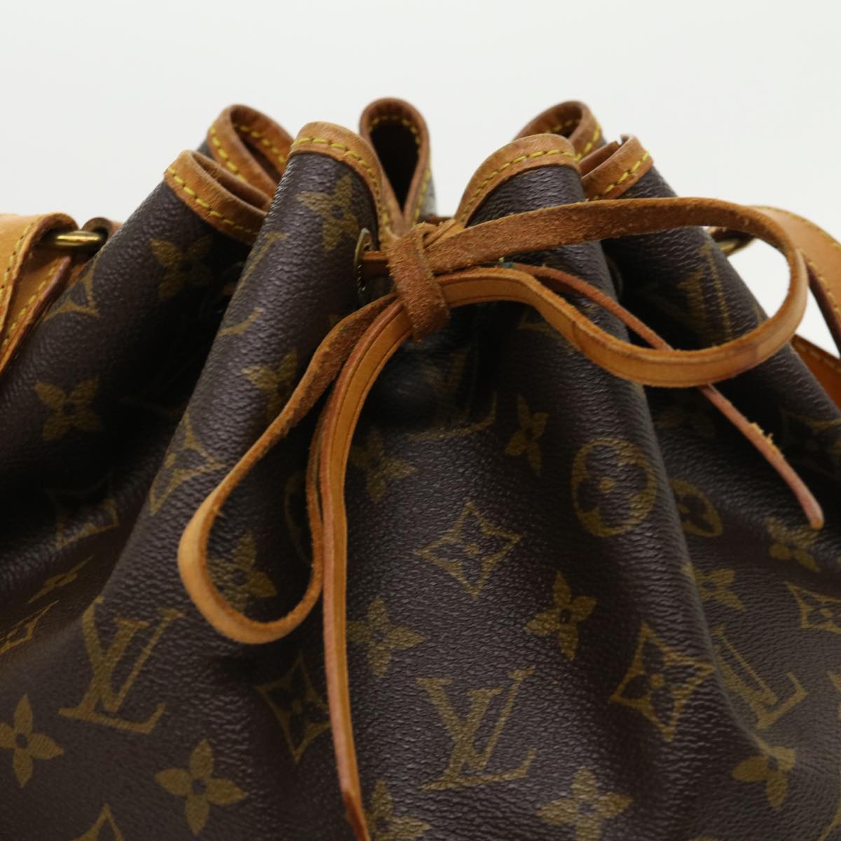 LOUIS VUITTON Monogram Petit Noe Shoulder Bag M42226 LV jk2490
