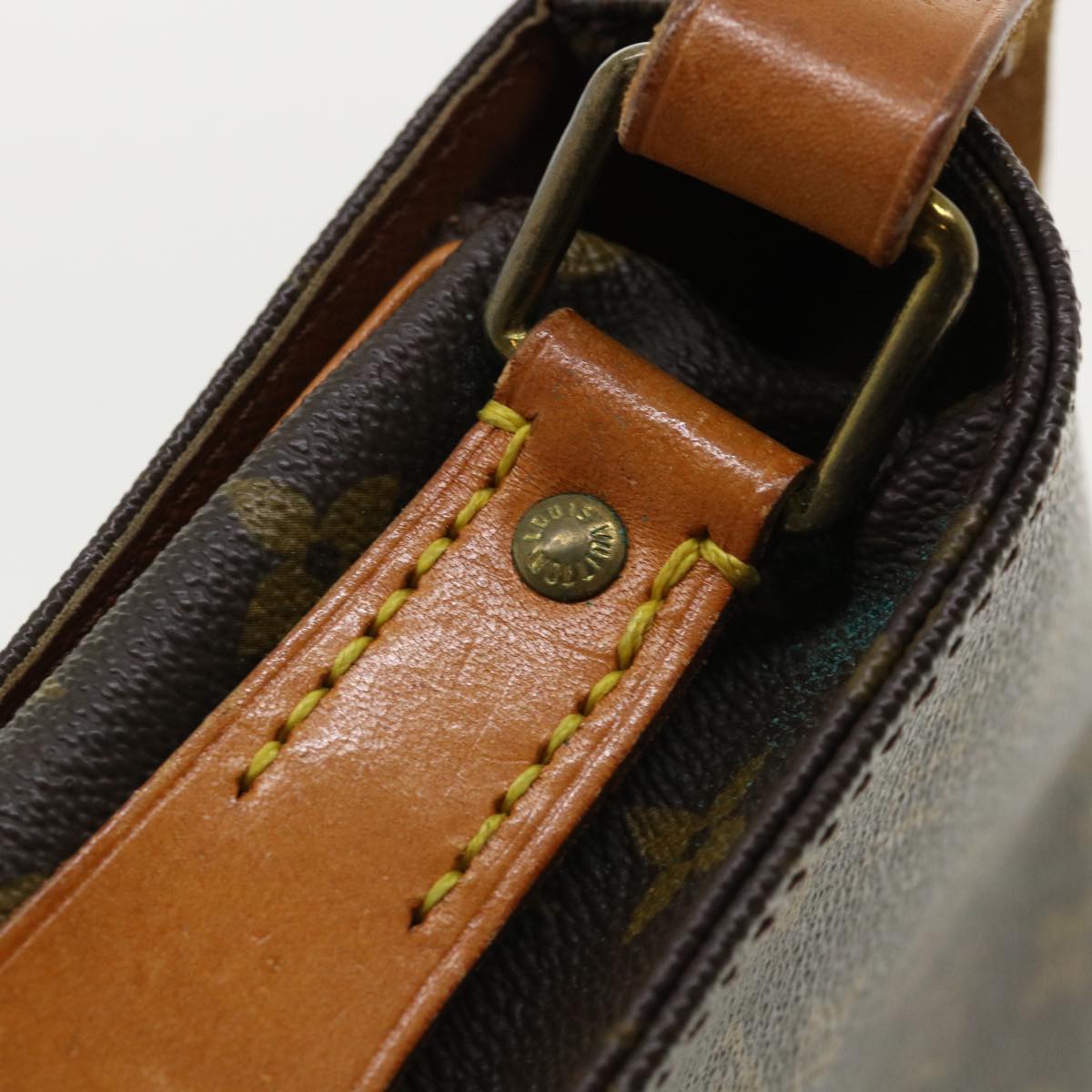 LOUIS VUITTON Monogram Cartouchiere MM Shoulder Bag M51253 LV jk2528