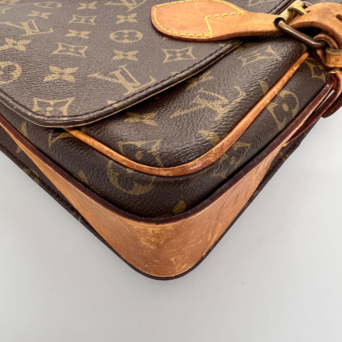 LOUIS VUITTON Monogram Cartouchiere GM Shoulder Bag M51252 LV jk2551