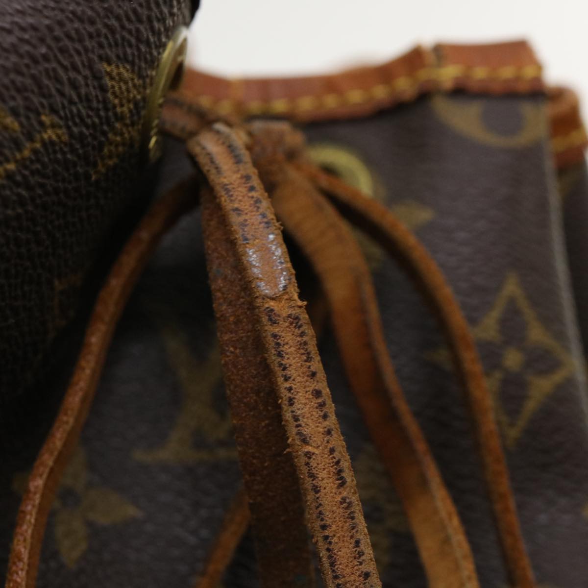 LOUIS VUITTON Monogram Noe Shoulder Bag M42224 LV jk2597