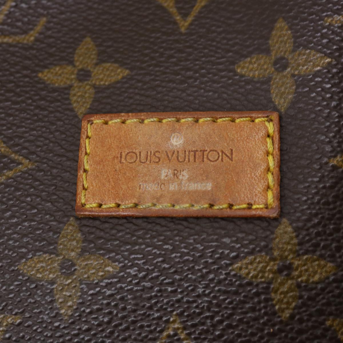 LOUIS VUITTON Monogram Saumur 30 Shoulder Bag M42256 LV jk2743