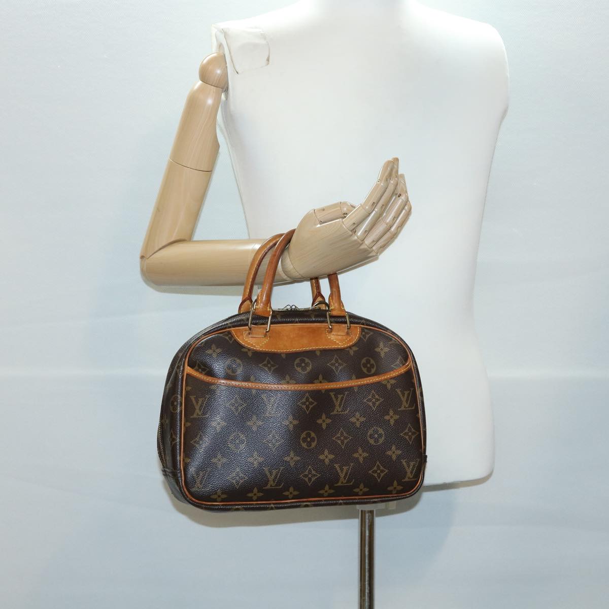LOUIS VUITTON Monogram Trouville Hand Bag M42228 LV jk2750