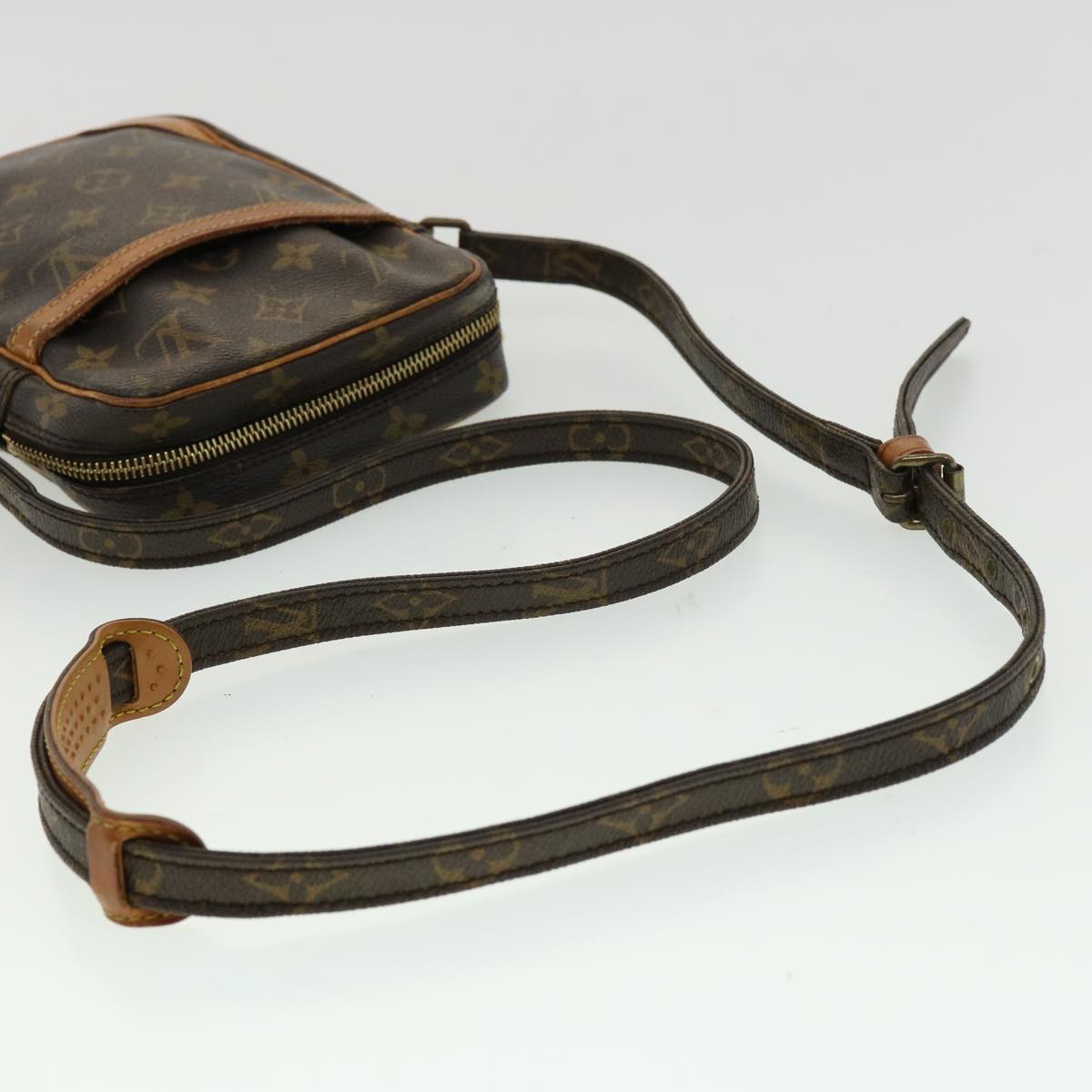 LOUIS VUITTON Monogram Danube Shoulder Bag M45266 LV jk2754