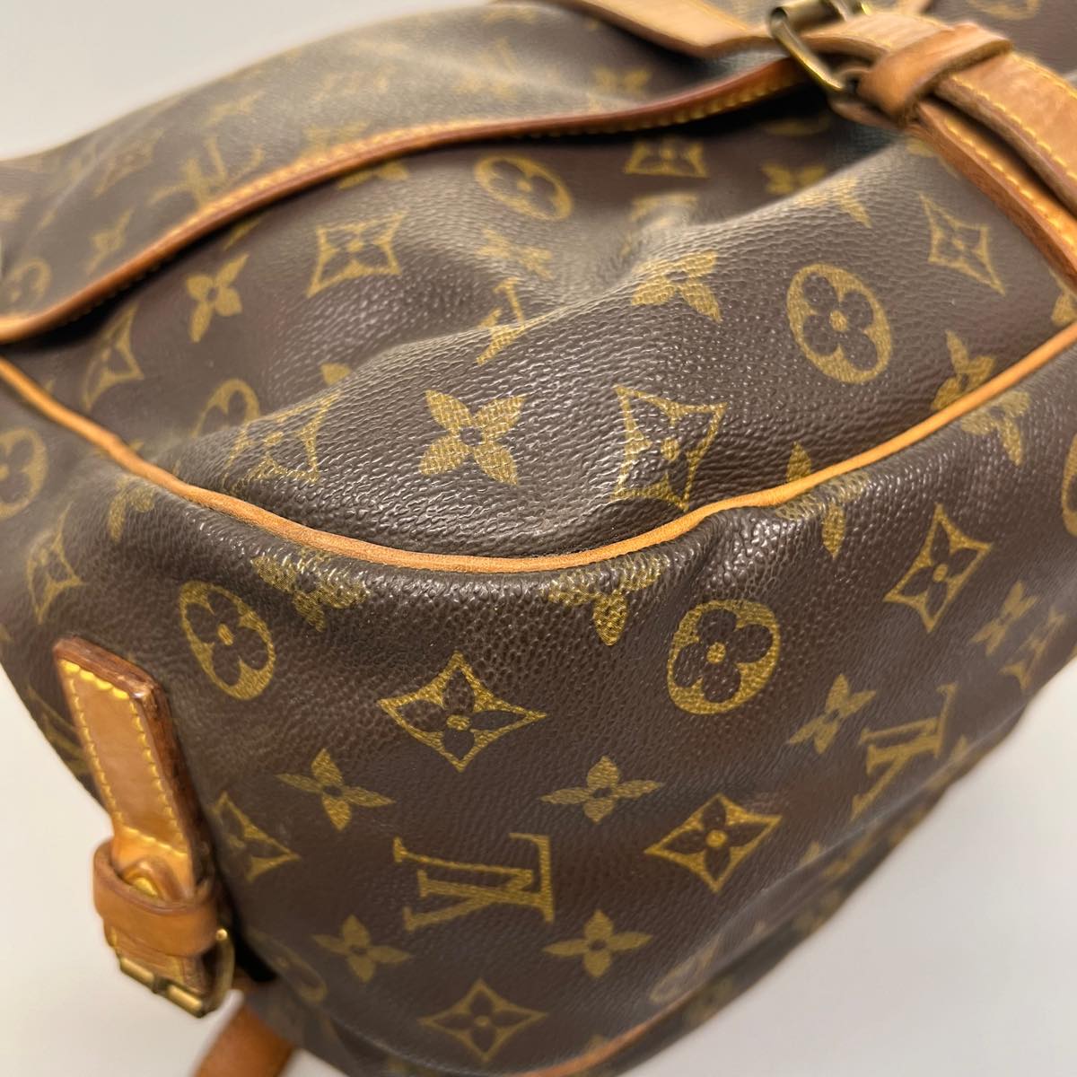 LOUIS VUITTON Monogram Saumur 35 Shoulder Bag M42254 LV jk2817