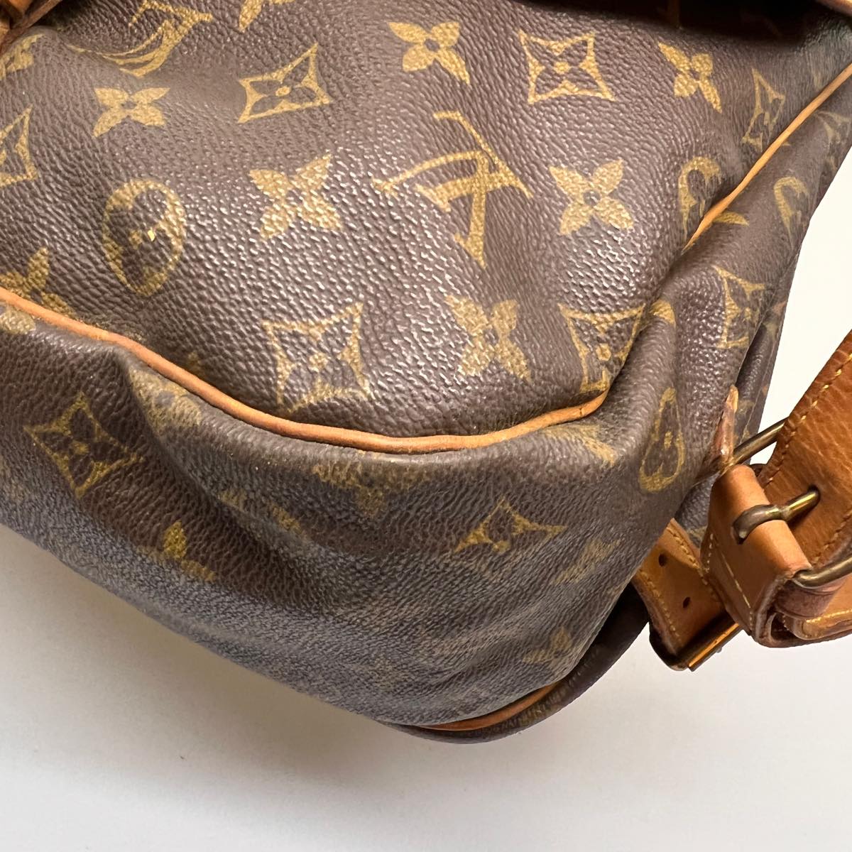 LOUIS VUITTON Monogram Saumur 35 Shoulder Bag M42254 LV jk2817