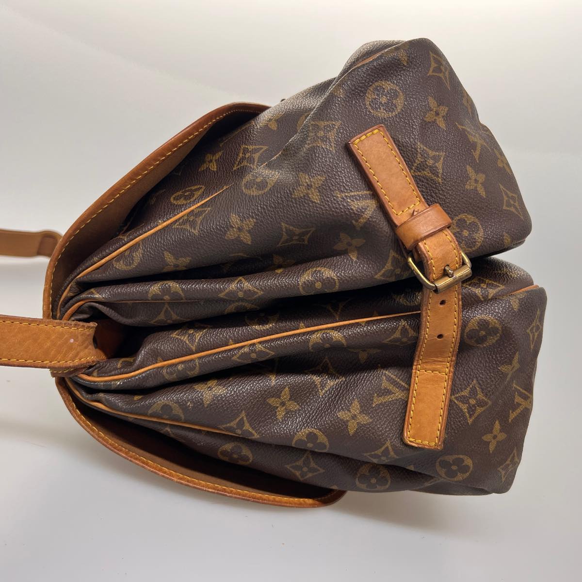 LOUIS VUITTON Monogram Saumur 35 Shoulder Bag M42254 LV jk2817