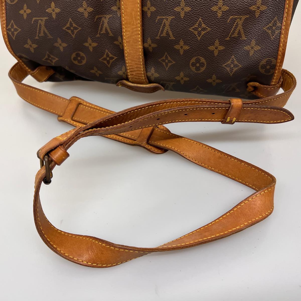 LOUIS VUITTON Monogram Saumur 35 Shoulder Bag M42254 LV jk2817