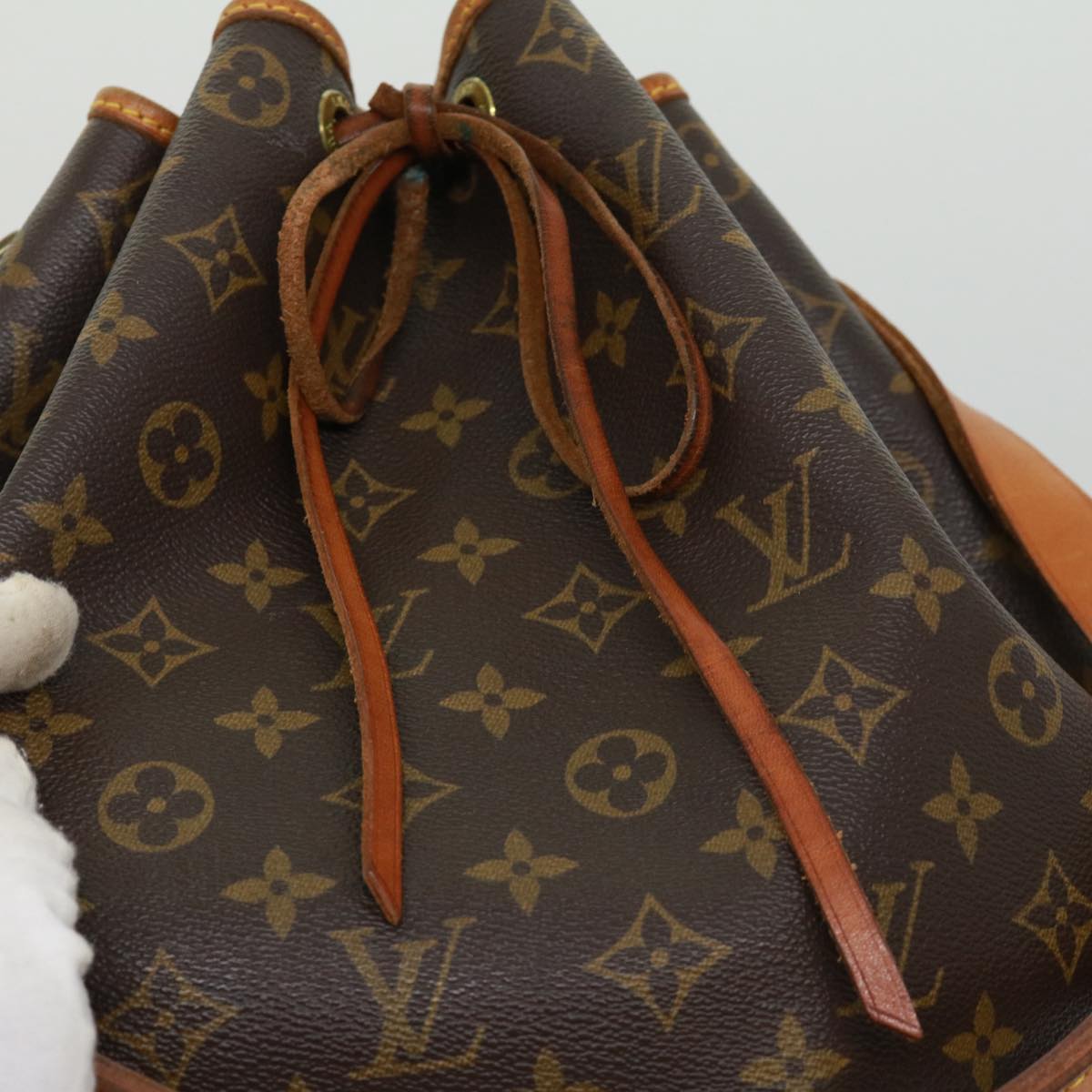 LOUIS VUITTON Monogram Noe Shoulder Bag M42224 LV jk2866