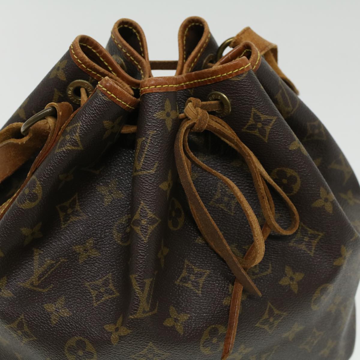 LOUIS VUITTON Monogram Petit Noe Shoulder Bag M42226 LV jk3024