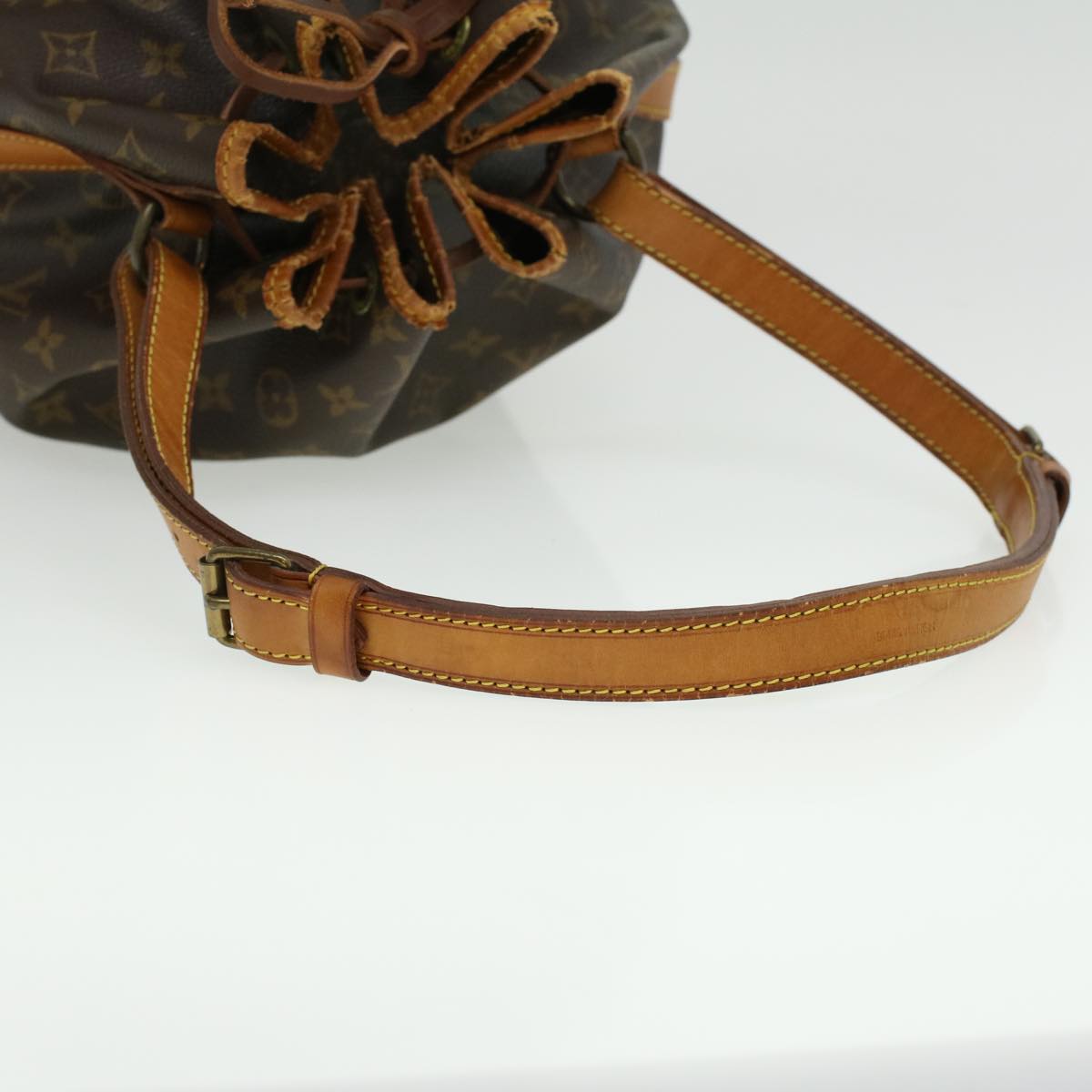 LOUIS VUITTON Monogram Petit Noe Shoulder Bag M42226 LV jk3032