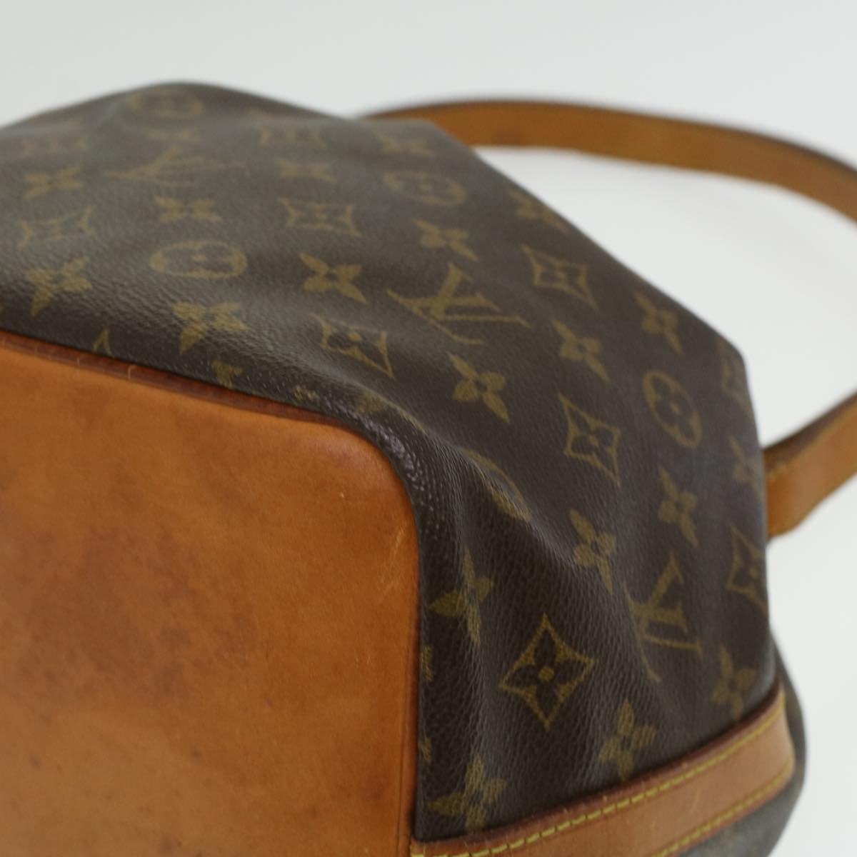 LOUIS VUITTON Monogram Petit Noe Shoulder Bag M42226 LV jk3032