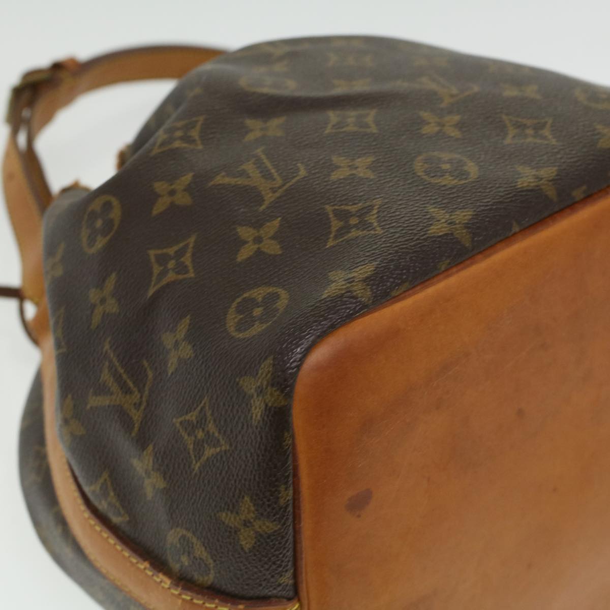 LOUIS VUITTON Monogram Petit Noe Shoulder Bag M42226 LV jk3032