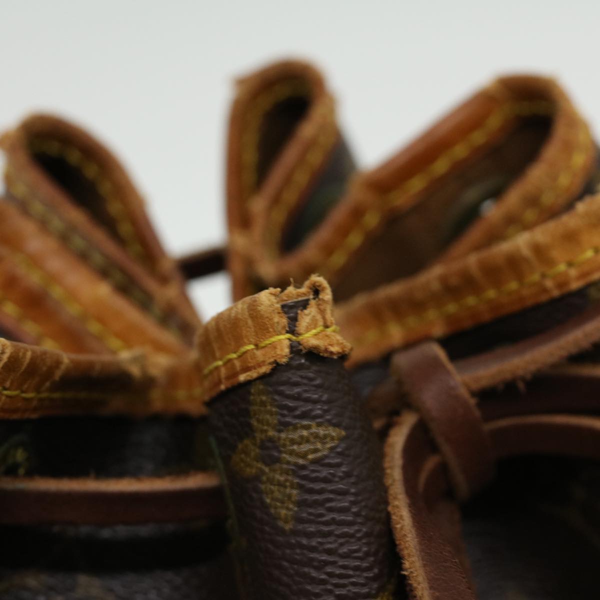 LOUIS VUITTON Monogram Petit Noe Shoulder Bag M42226 LV jk3032