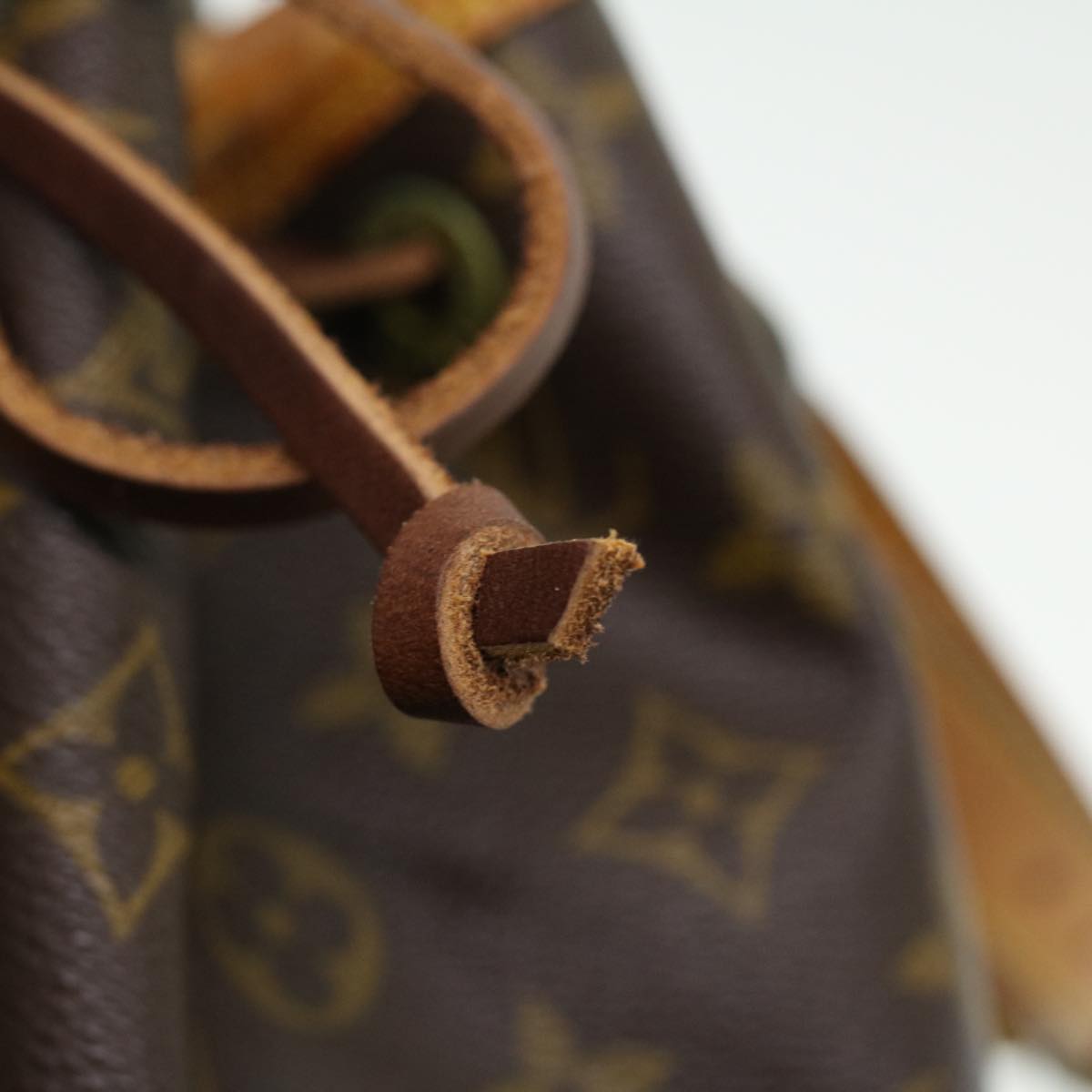 LOUIS VUITTON Monogram Petit Noe Shoulder Bag M42226 LV jk3032