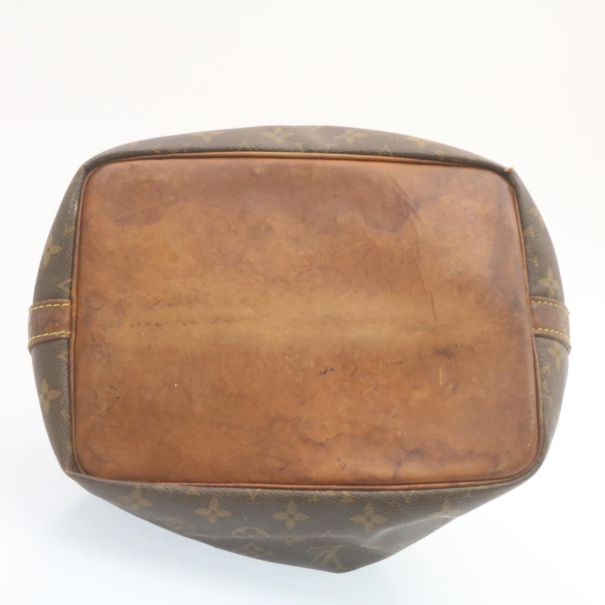 LOUIS VUITTON Monogram Petit Noe Shoulder Bag M42226 LV jk839