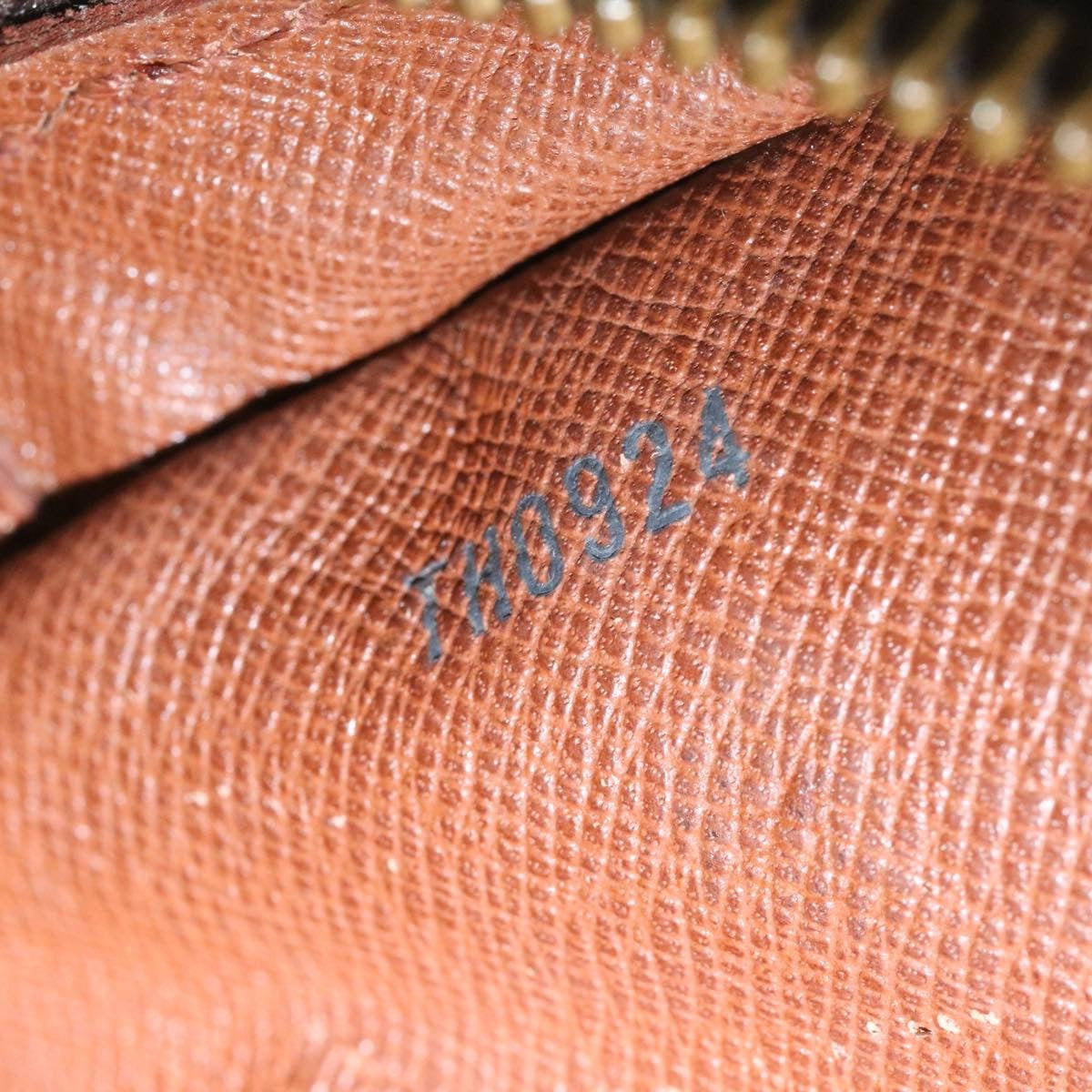 LOUIS VUITTON Monogram Amazon Shoulder Bag M45236 LV jk854