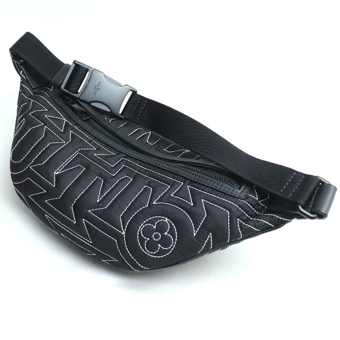 Louis Vuitton Discovery Bum Bag Black M21427