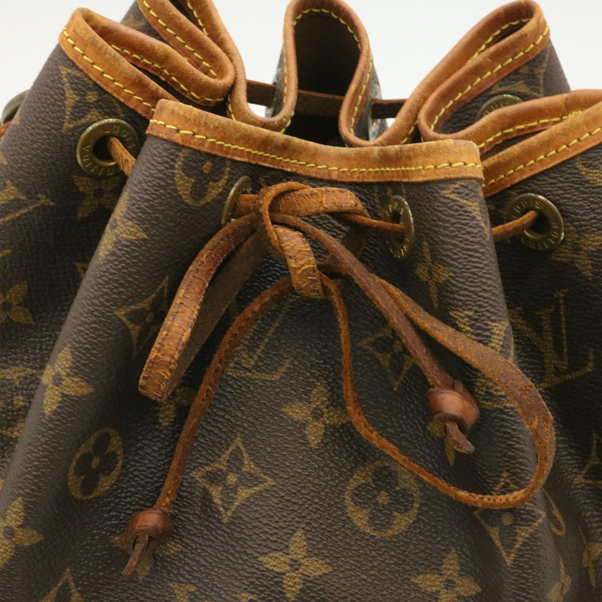 LOUIS VUITTON Monogram Noe Shoulder Bag M42224 LV ki1233