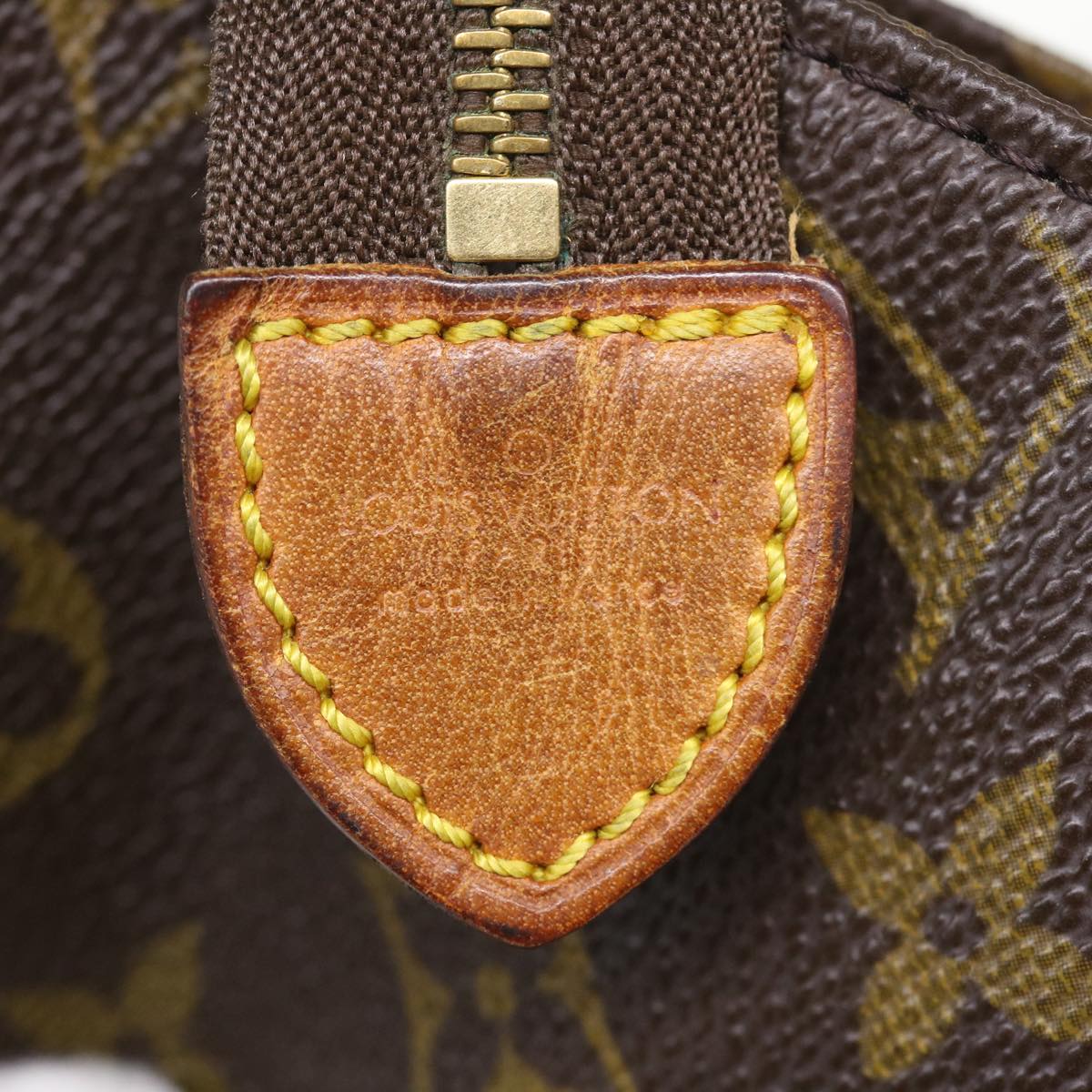 LOUIS VUITTON Monogram Poche Toilette 19 Pouch M47544 LV ki1641