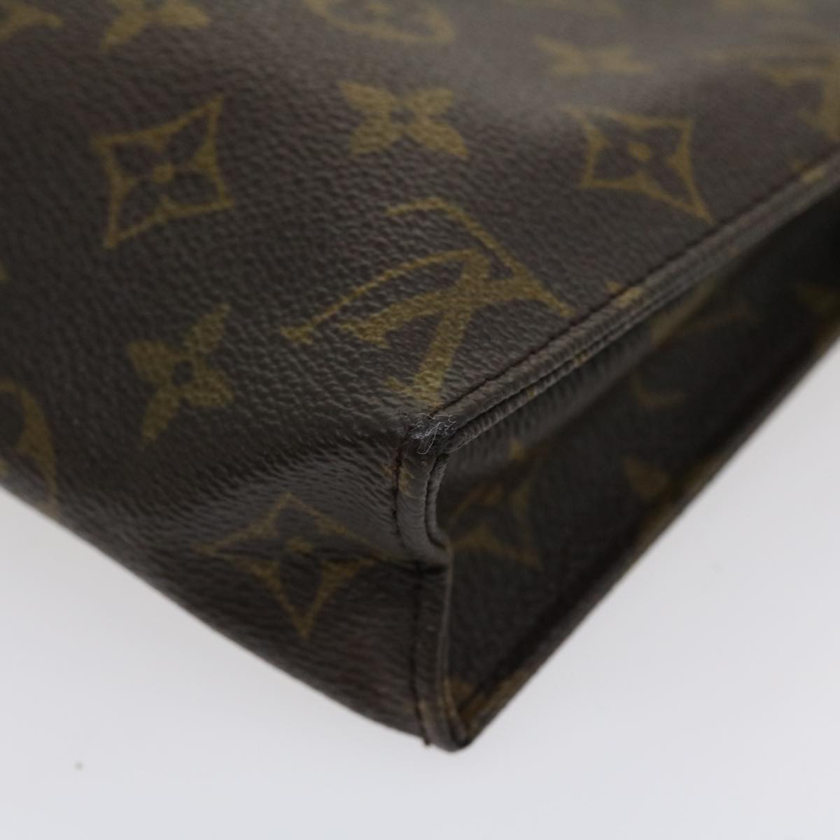LOUIS VUITTON Monogram Poche Toilette 19 Pouch M47544 LV ki1641