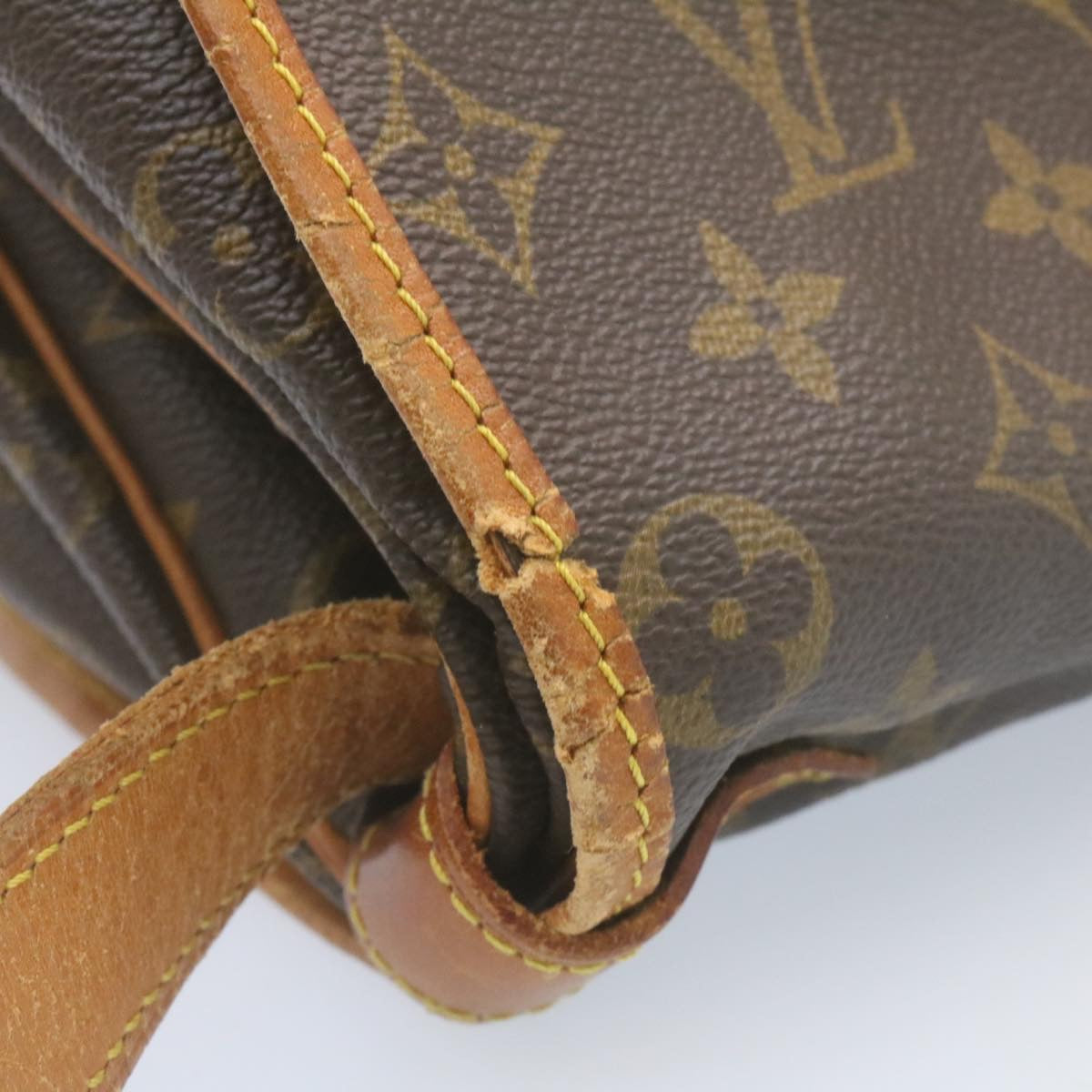 LOUIS VUITTON Monogram Saumur 35 Shoulder Bag M42254 LV ki1701