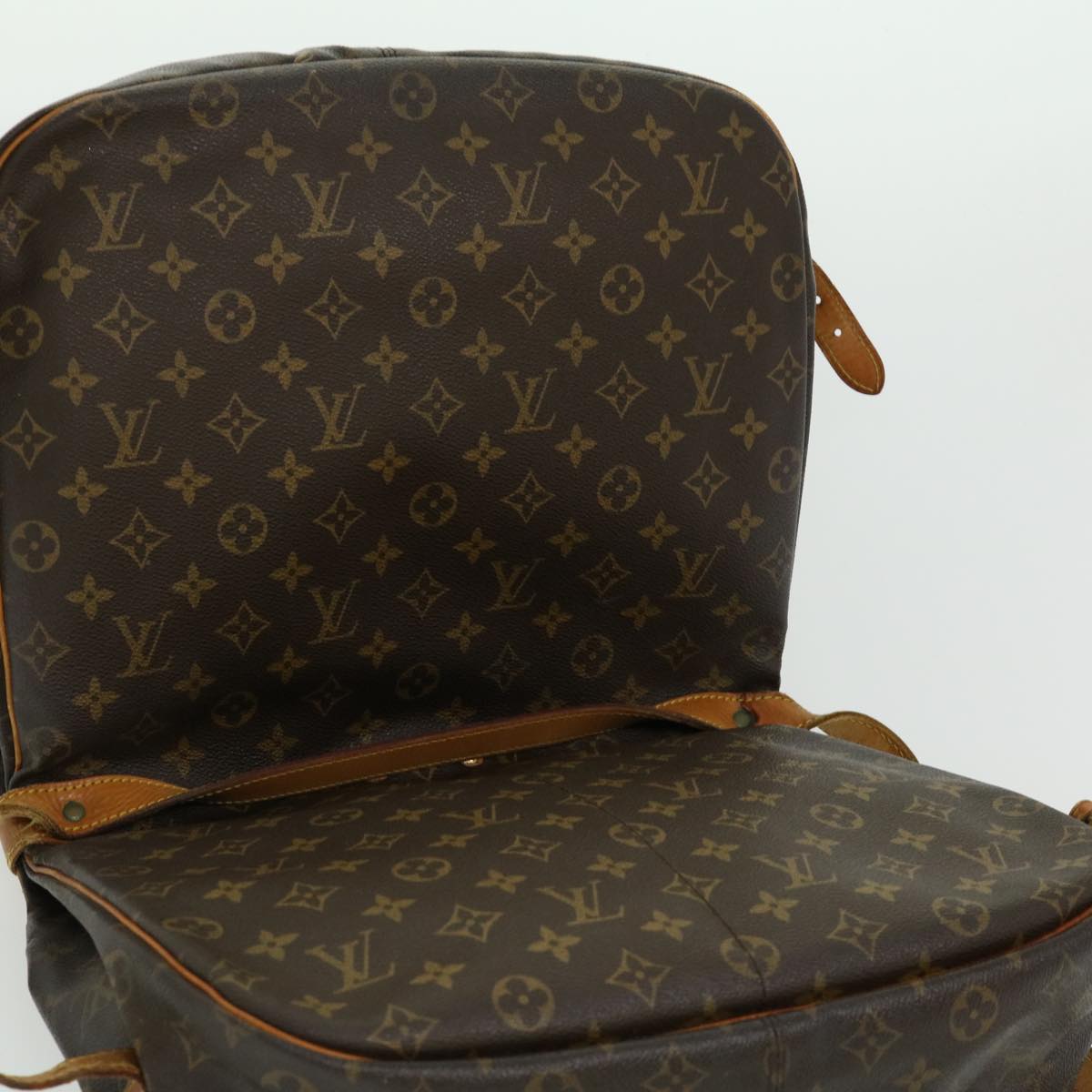 LOUIS VUITTON Monogram Saumur 35 Shoulder Bag M42254 LV ki2012