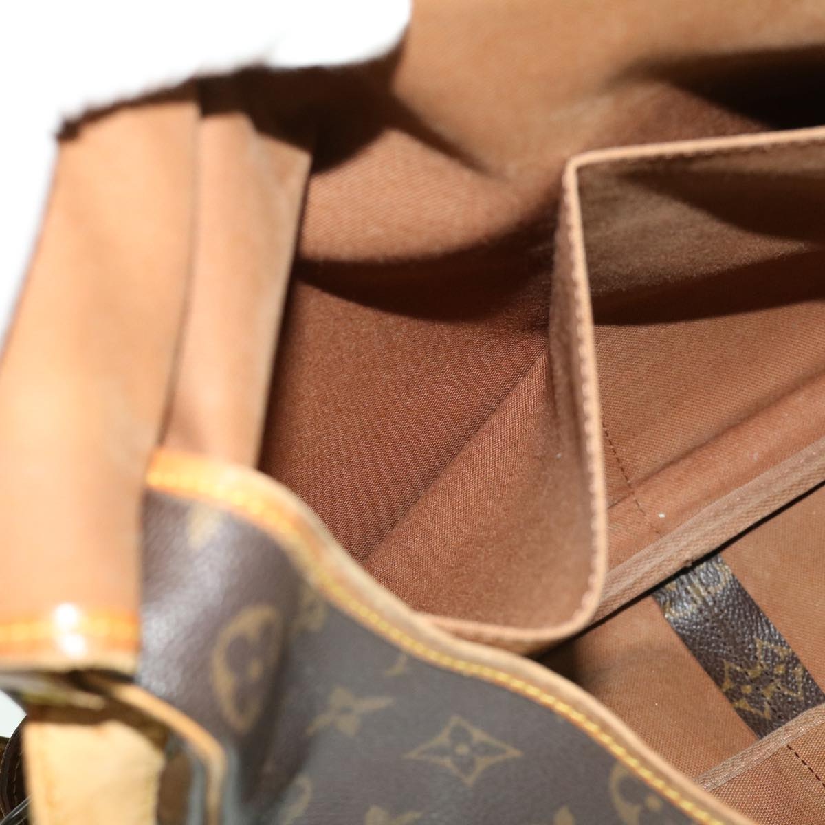 LOUIS VUITTON Monogram Saumur 35 Shoulder Bag M42254 LV ki2012