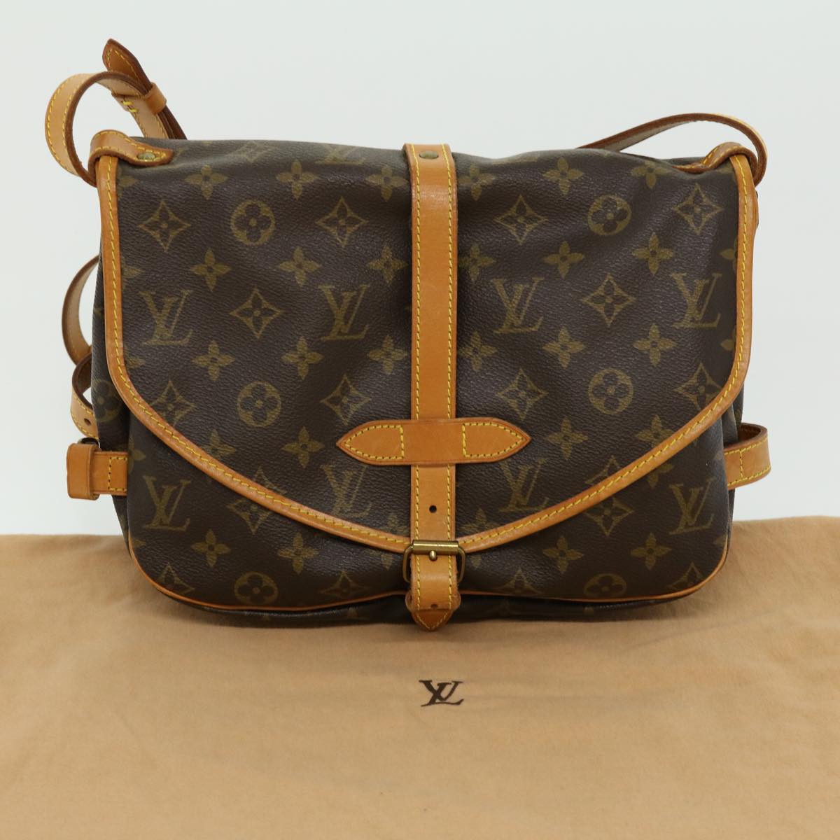 LOUIS VUITTON Monogram Saumur 35 Shoulder Bag M42254 LV ki2012