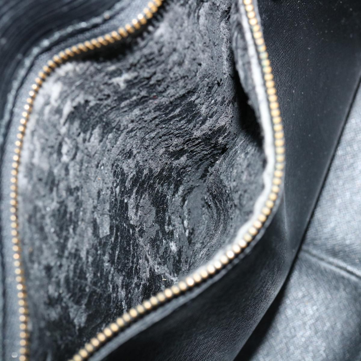 LOUIS VUITTON Epi Saint Cloud GM Shoulder Bag Black M52192 LV ki2163