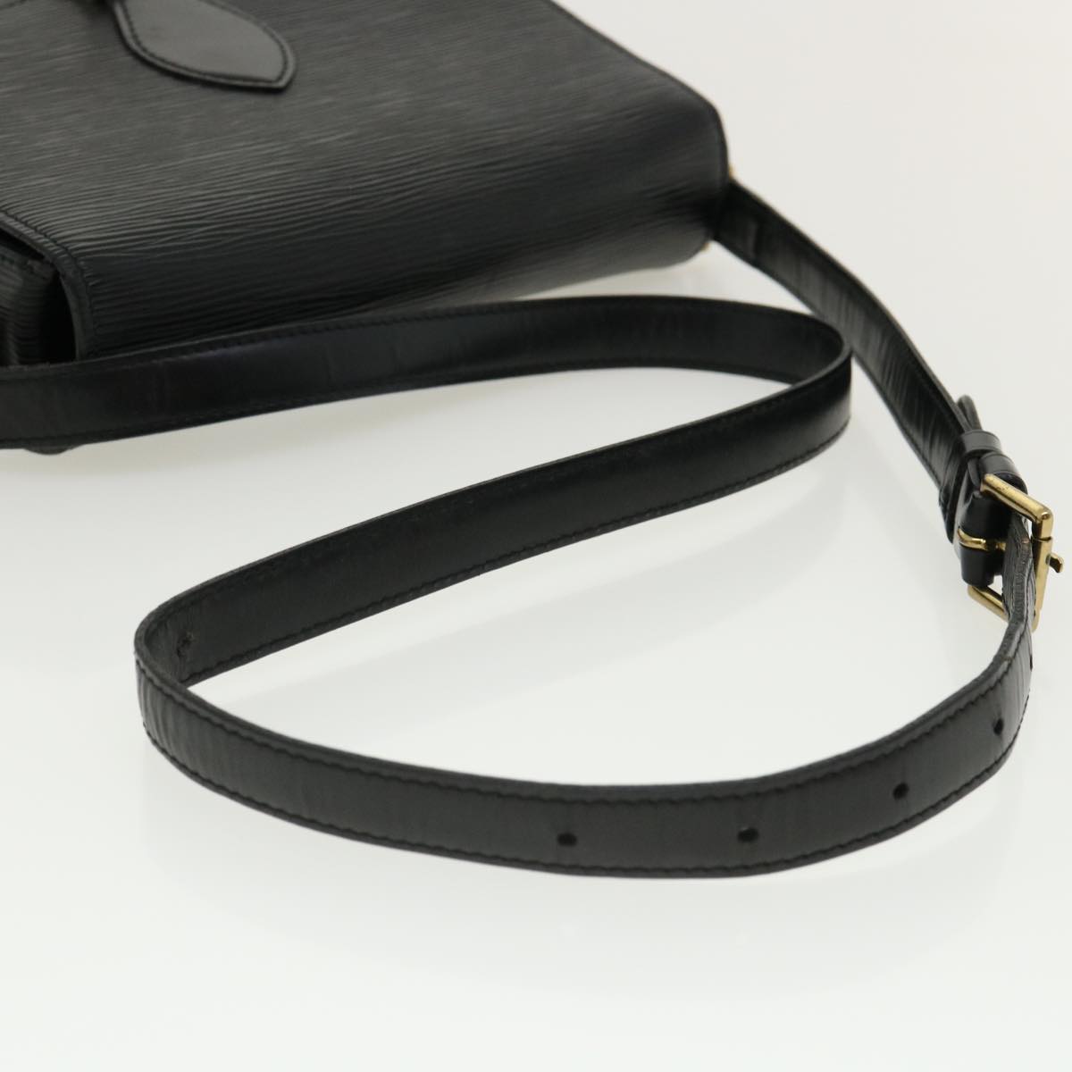 LOUIS VUITTON Epi Saint Cloud GM Shoulder Bag Black M52192 LV ki2163