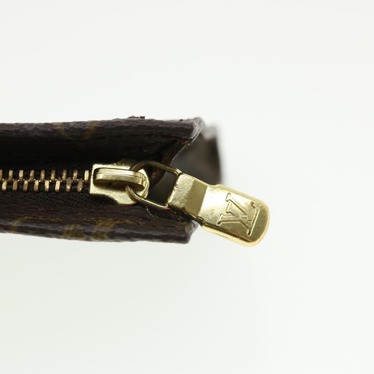 LOUIS VUITTON Monogram Bucket GM Accessory Pouch LV ki2376