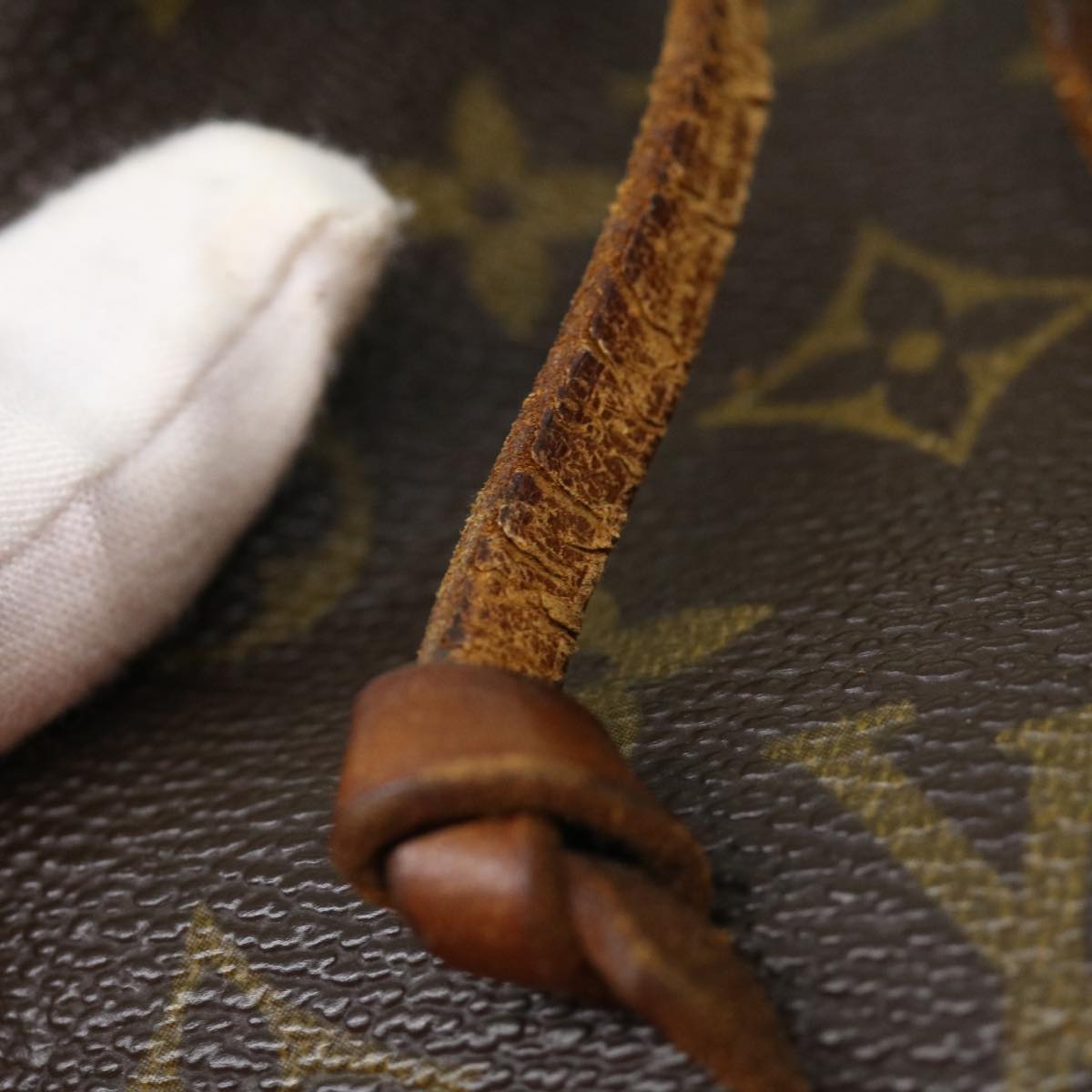 LOUIS VUITTON Monogram Noe Shoulder Bag M42224 LV ki2419