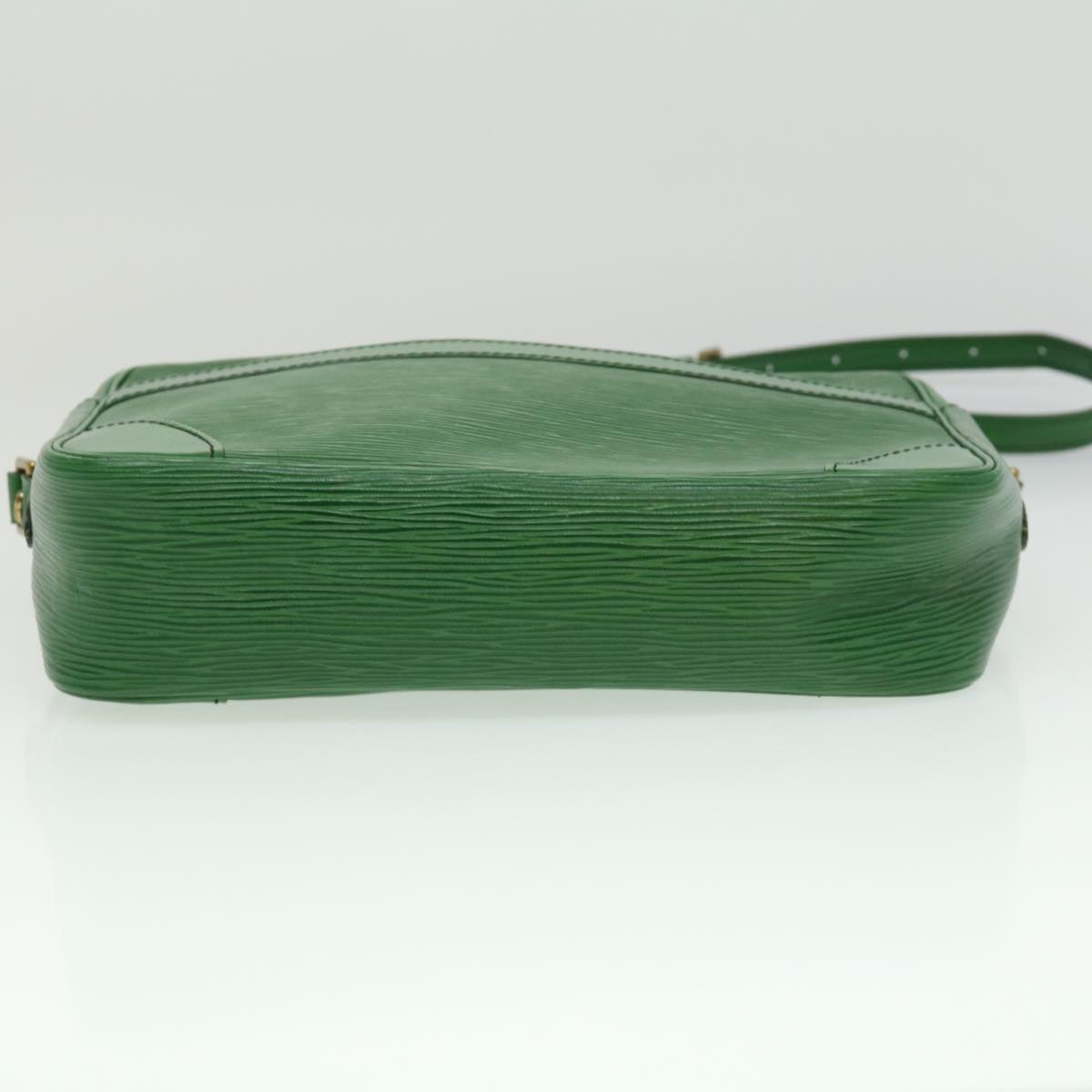 LOUIS VUITTON Epi Trocadero 27 Shoulder Bag Green M52314 LV ki2420