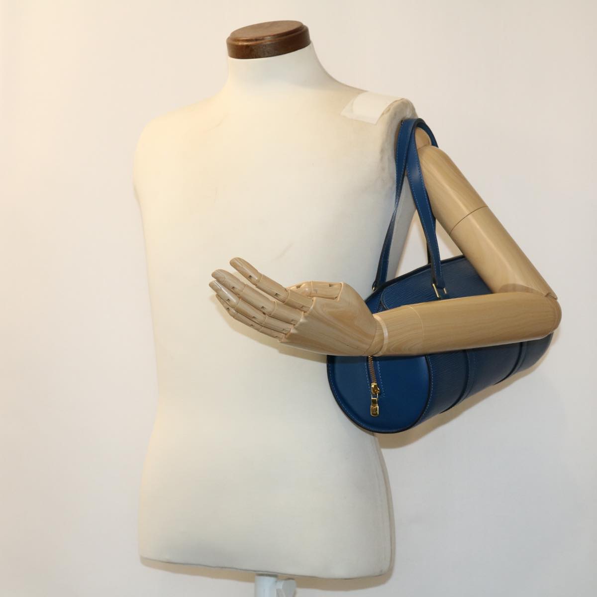 LOUIS VUITTON Epi Soufflot Hand Bag Blue M52225 LV ki2434