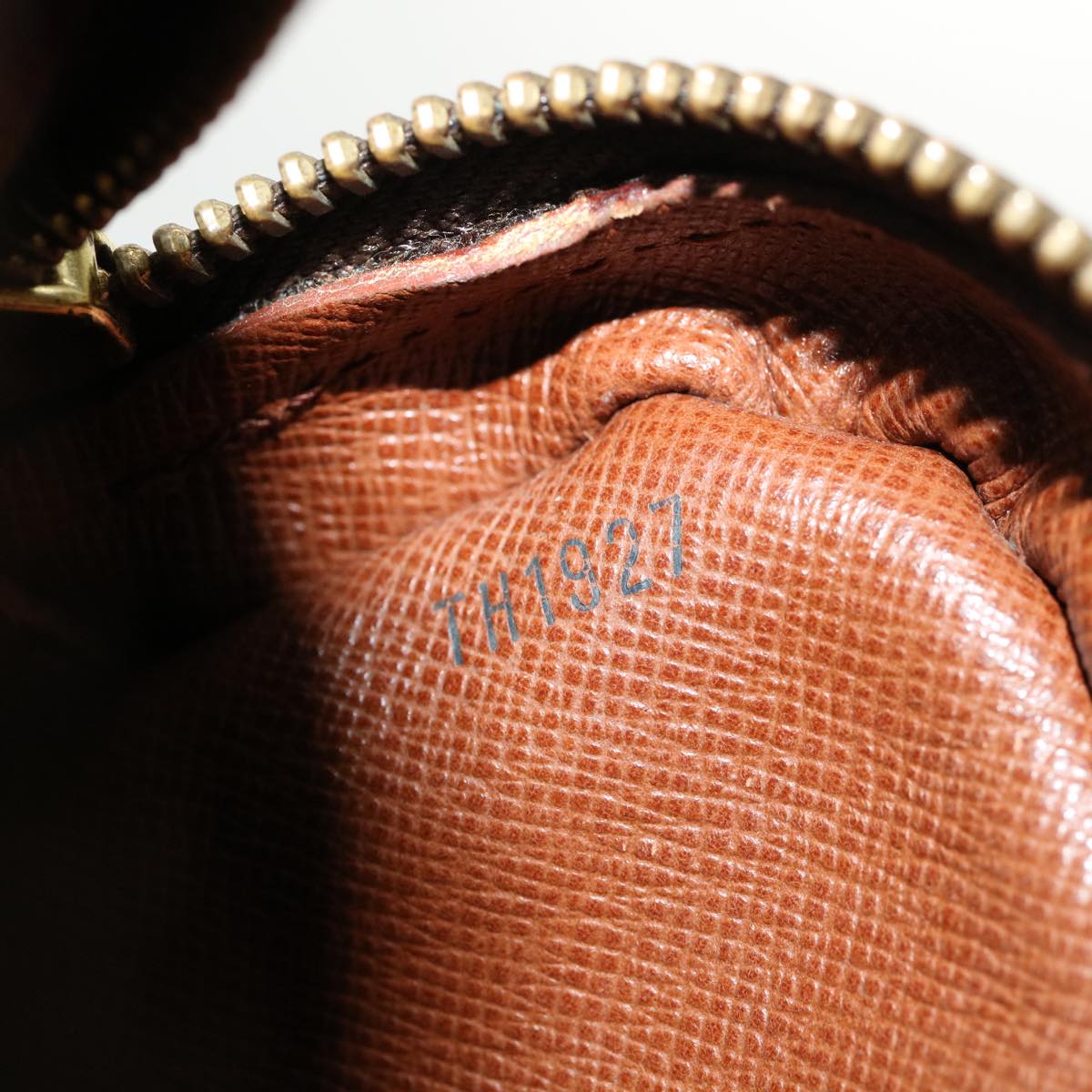 LOUIS VUITTON Monogram Amazon Shoulder Bag M45236 LV ki2575